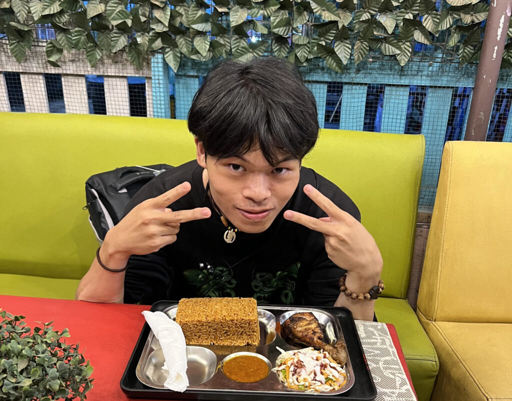 吉田コーチ